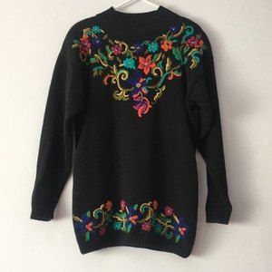 Vintage Floral Embroidered Knit Sweater Small